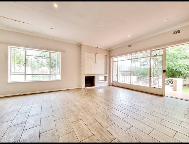 5 BEDROOM HOUSE RENTED IN EDENVALE CENTRAL